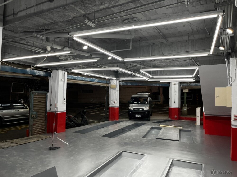 簡單的把上方做噴漆後用t5做出時尚感