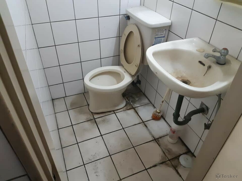 裕豐街浴室清前