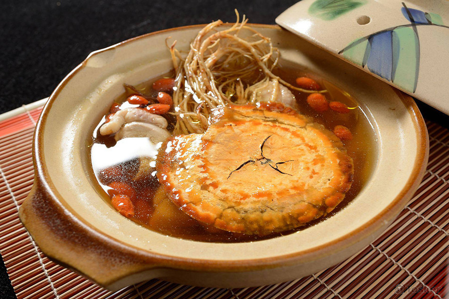 牛樟芝人蔘雞湯商品攝影