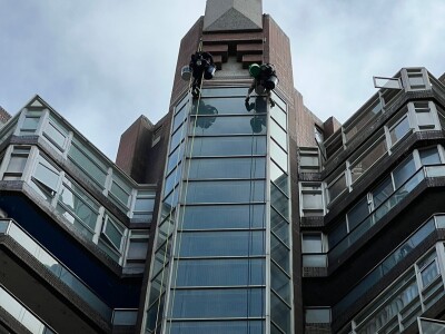 桃園區-桃園區-某社區電梯外牆、玻璃矽膠巡檢更換(5座)