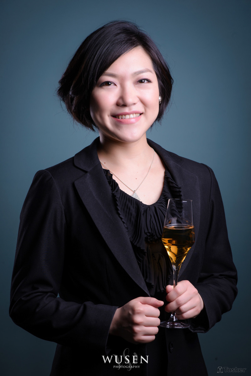 品酒師 個人品牌經營形象照