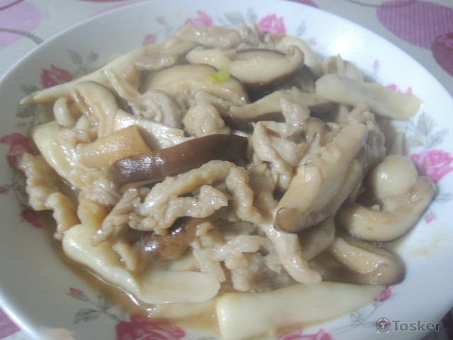 烹飪-香菇肉絲筊白筍