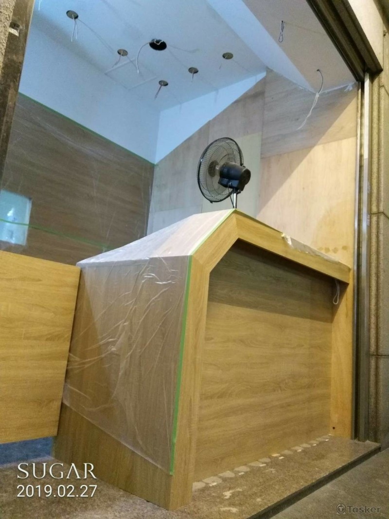 店面變身過程中