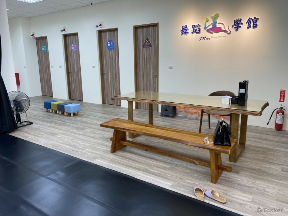 實木桌訂製,傢俱配置