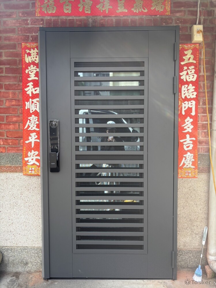 山腳路-不銹鋼三合一通風門+業主自備電子鎖
