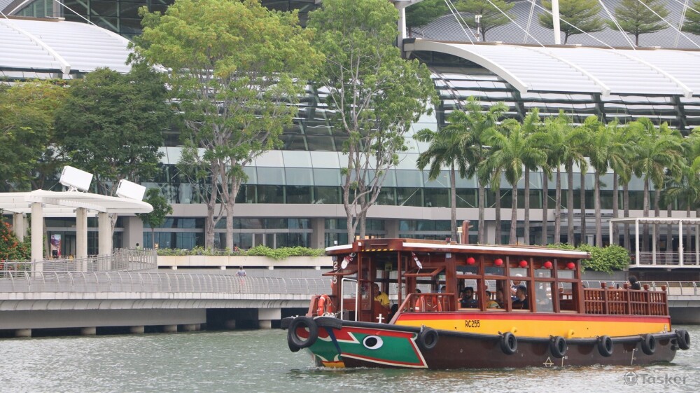 #水陸兩棲鴨子船看遍全新加坡