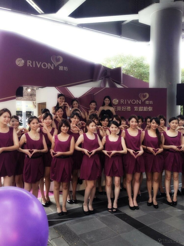 30~39歲女性以紫色當dress code入場即可得到禮盒