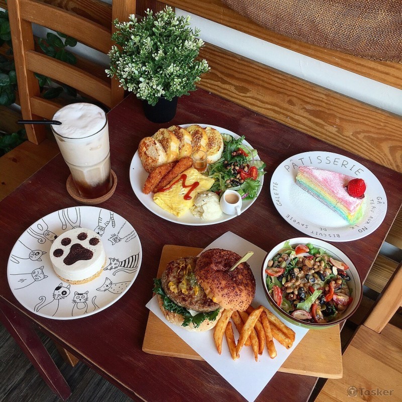 轉角巷弄寵物友善早午餐邀約試吃照