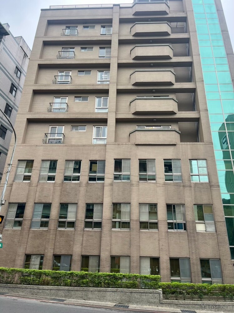 外牆清理後