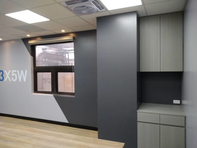 商辦空間-企業辦公室牆面大圖輸出施工