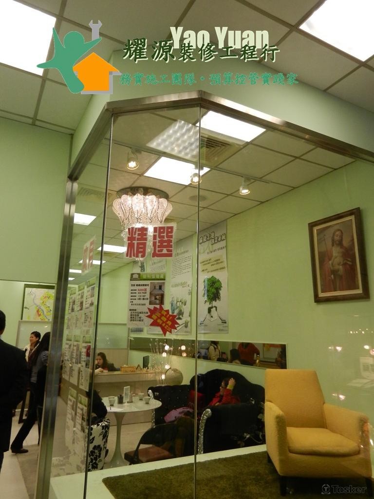 耀源裝修-店面玻璃櫥窗