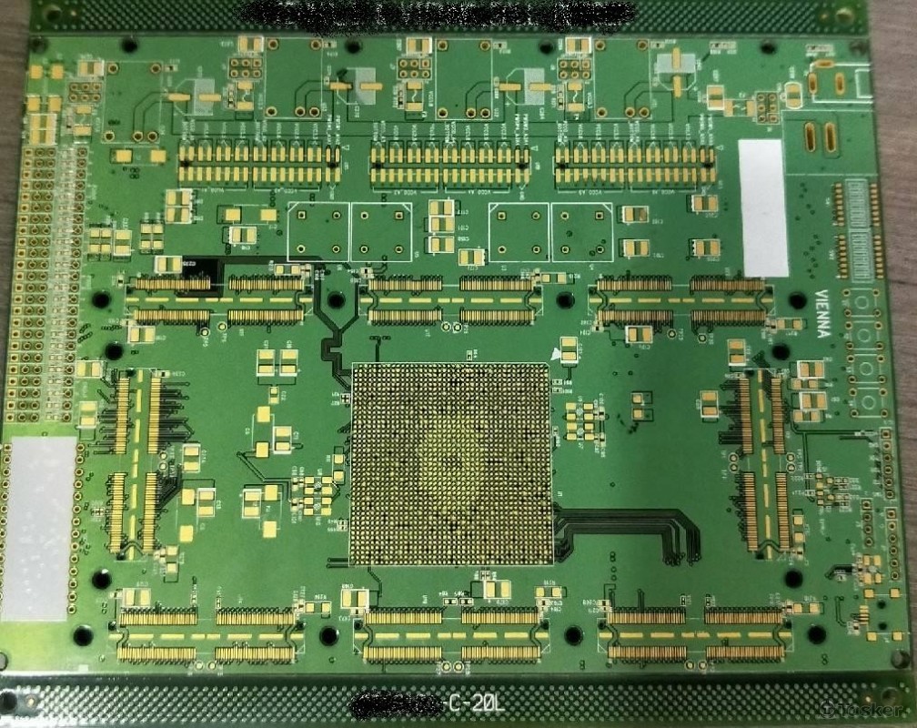 IC Test Board
主IC近2000Pin
20L、多階盲埋孔、VIP