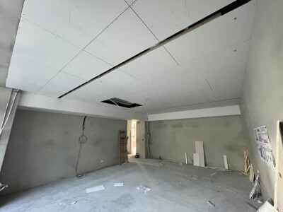 提供「輕隔間」服務