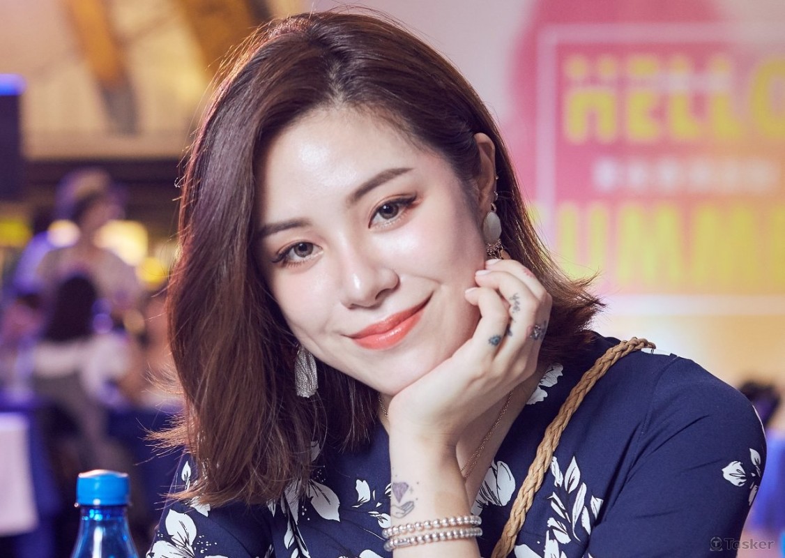 ELLE x 泰拉Tyra x Schweppes