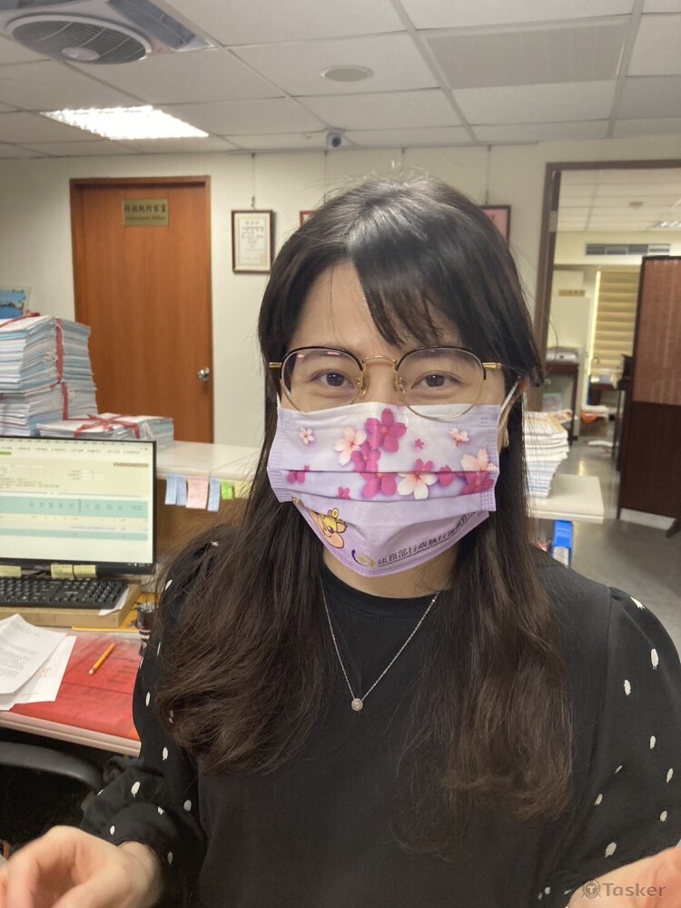 政府機關女版口罩實體照