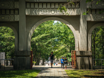 平面更多作品在網址