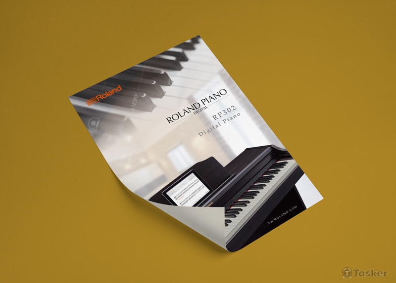 數位鋼琴型錄 DM《RP320帶你「聲」入其境》RP320家用數位鋼琴將適合的場景情境帶入畫面中，讓消費者得以想像產品使