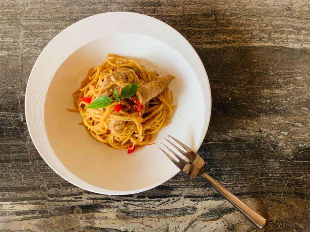 蒜香松阪豬義大利麵