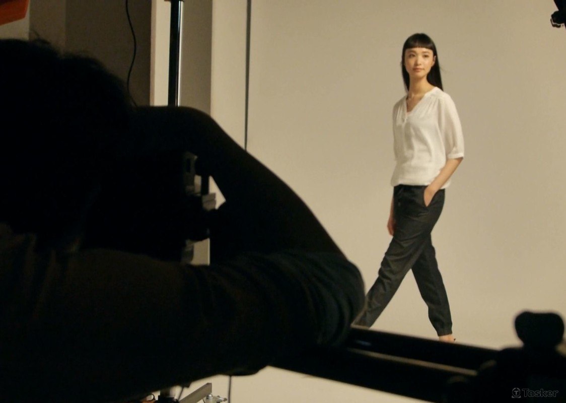 網路短片拍攝、側拍
lativ 2017 春夏新品側拍