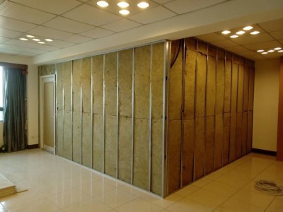 吉昇，輕鋼架，輕隔間，暗架天花板！聯絡電話:0973-396-397陳先生(台中)