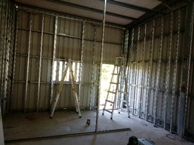 吉昇，輕鋼架，輕隔間，暗架天花板！聯絡電話:0973-396-397陳先生(台中)