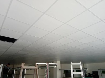 吉昇，輕鋼架，輕隔間，暗架天花板！聯絡電話:0973-396-397陳先生(台中)