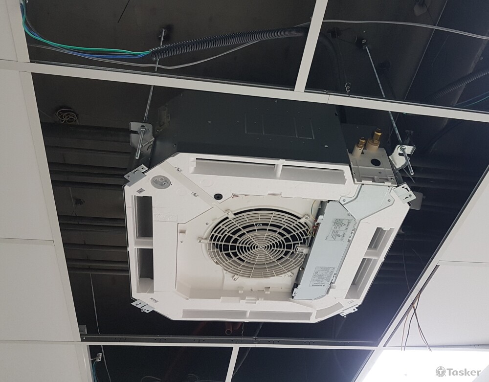 三菱電機嵌入式四方吹