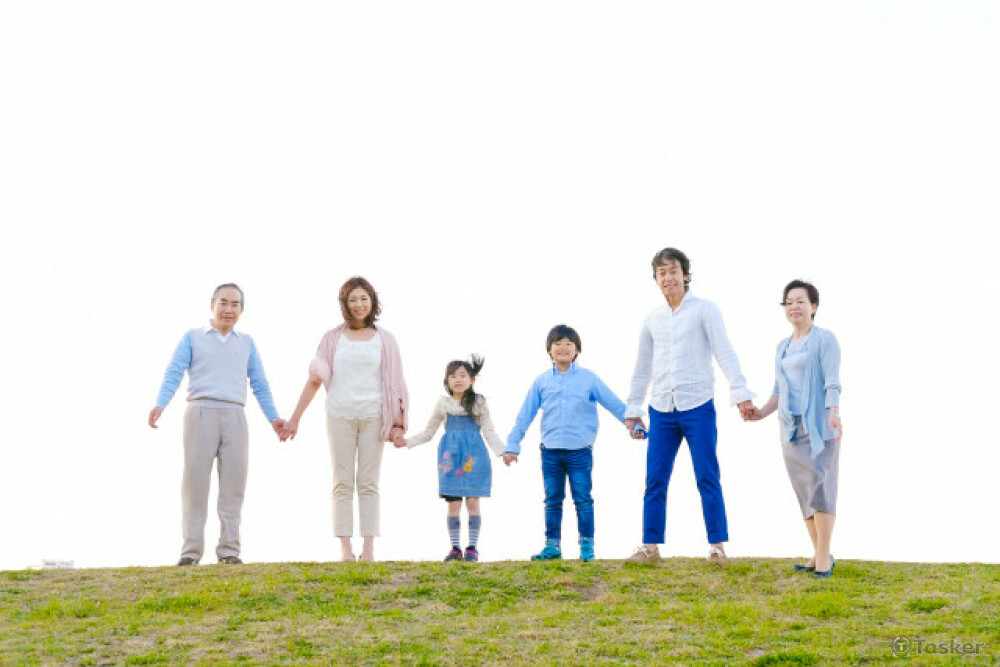 調色後-將原本偏藍冷色調的照片調回正常值，並調整色調