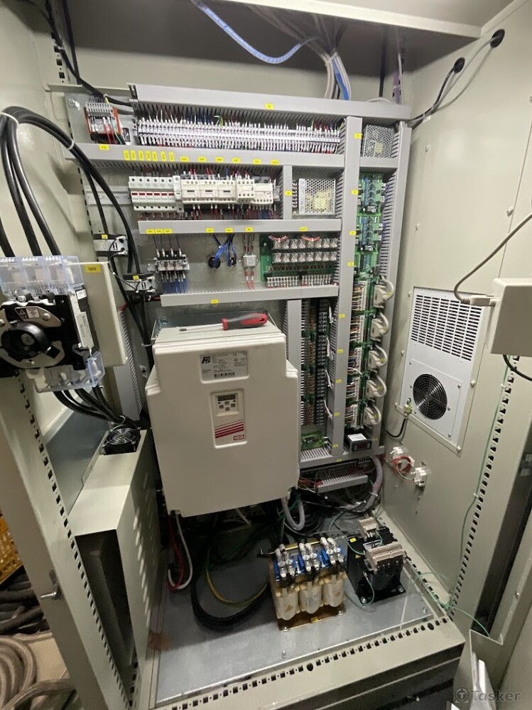 生產機台控制櫃安裝