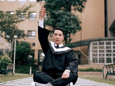 台北商業大學畢業人像