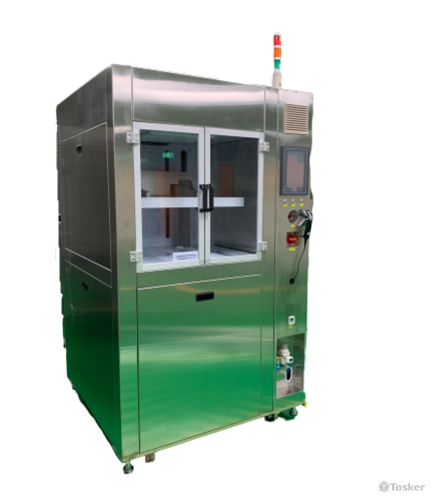 桶槽加溫清洗，具有水溫加熱功能，擺盪清洗與紀錄製程中溫度與批號、全機數位化