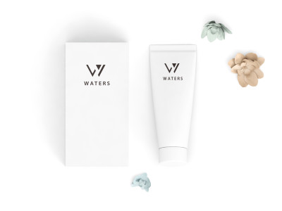 WATERS 美妝 Logo 設計