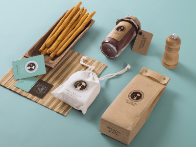 Smiling Cat 微笑的貓咖啡館 品牌視覺規劃