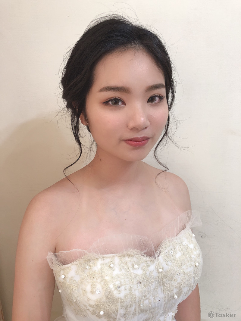 韓系簡約妝髮