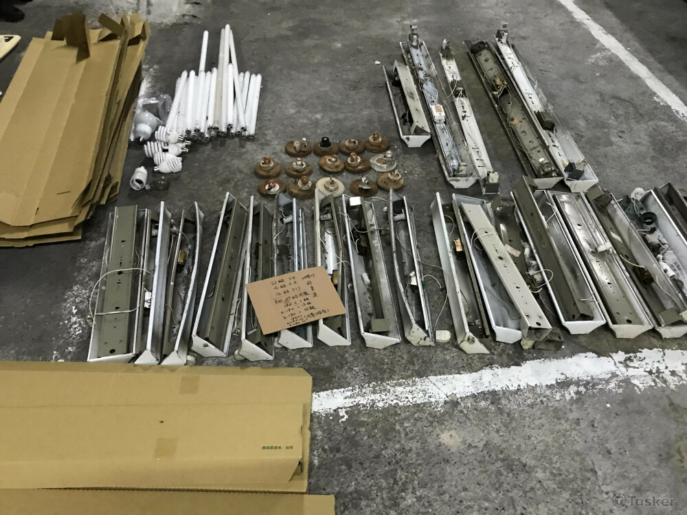 台北市士林社區地下室LED感應燈管更換工程