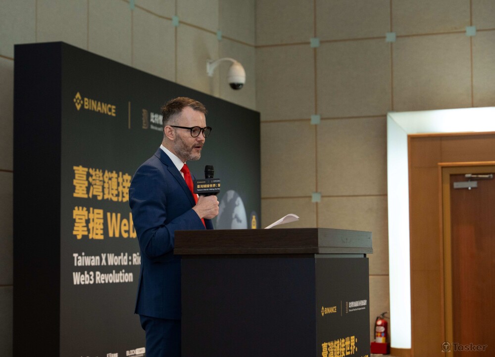 美國在臺協會代理商務組長