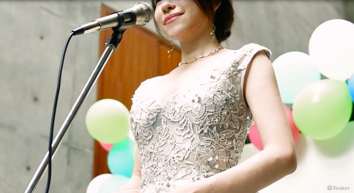 【超然影像導演】羅麗芬國際美容集團-五千顆水晶的禮服