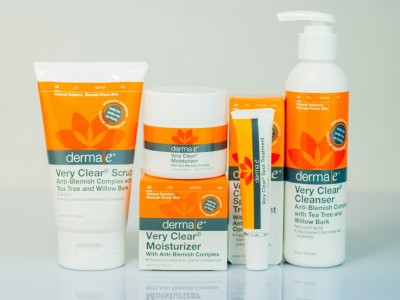 保養品 素色背景攝影