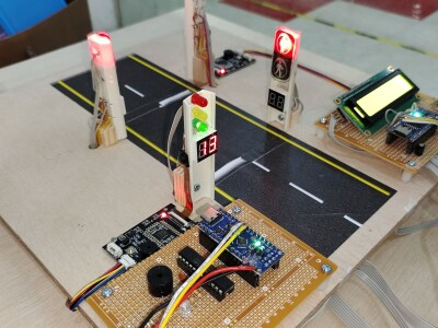 Arduino專題 智能紅綠燈