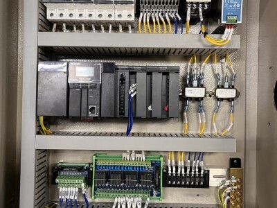 傳統控制改PLC自動控制搭配人機介面