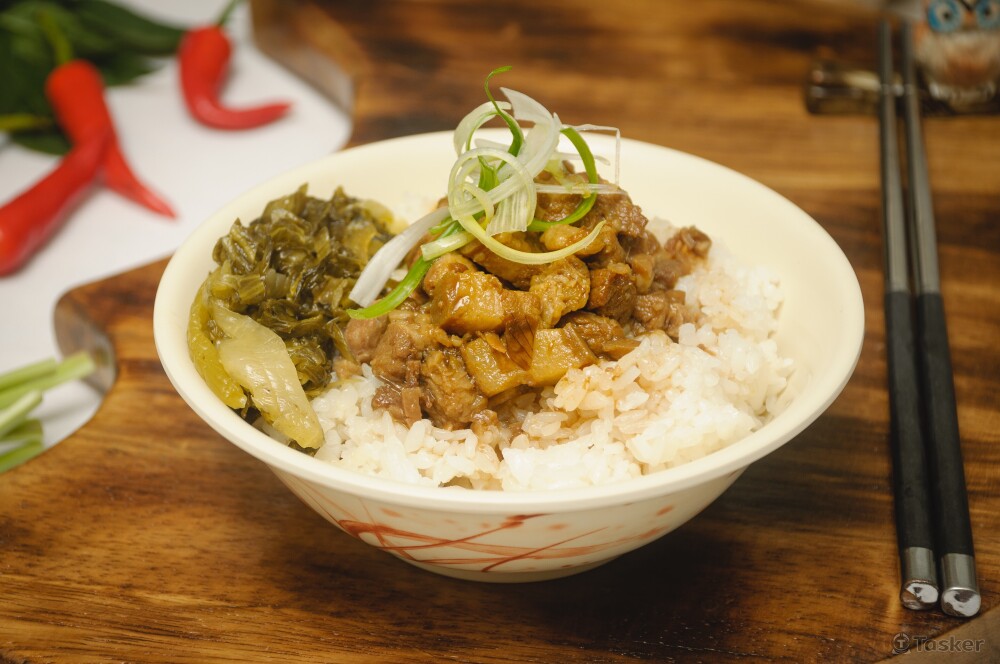 國民美食-滷肉飯