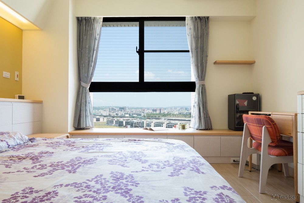 素雅安靜的主臥