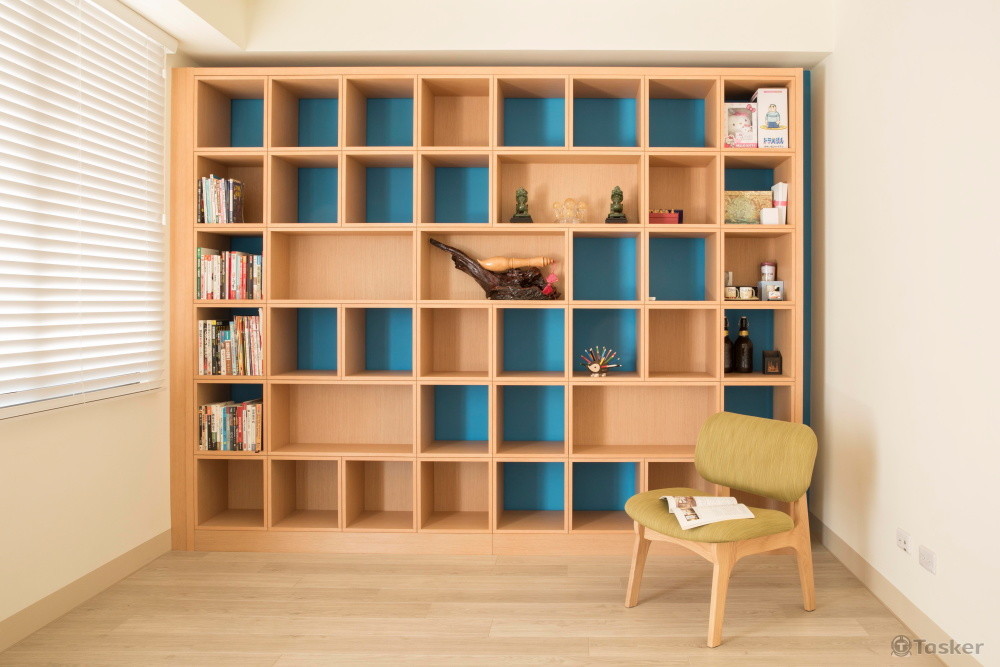 開放式收納牆面，打造舒適角落