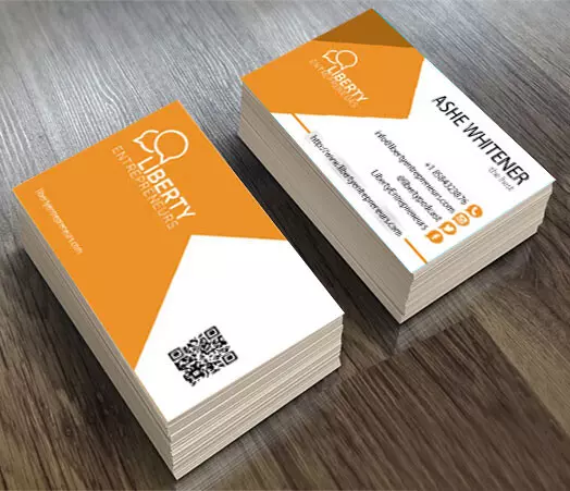 簡潔的名片及LOGO設計