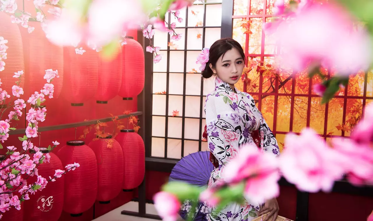 浴衣外拍棚拍模特兒