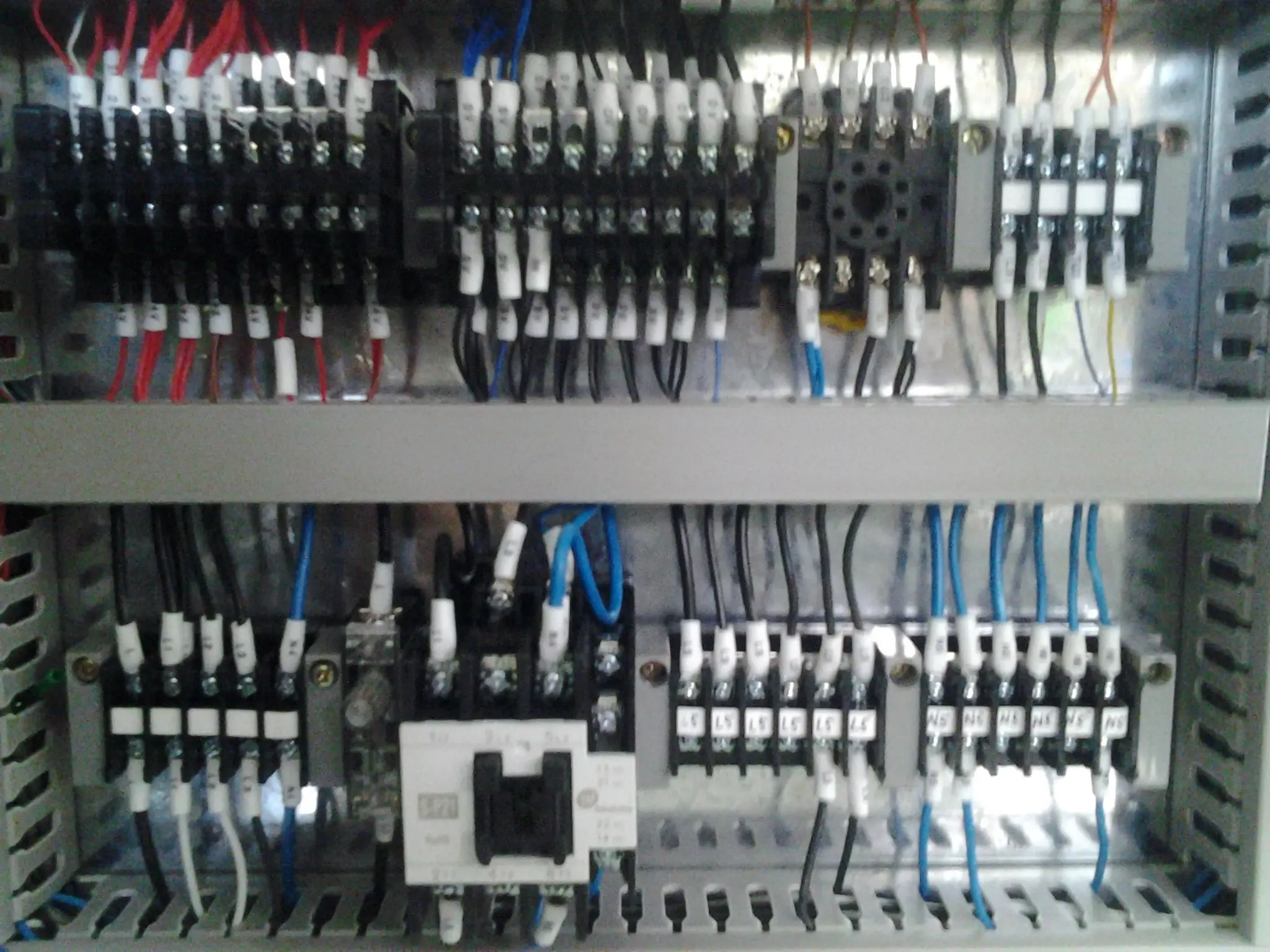 專業配電/PLC程式控制