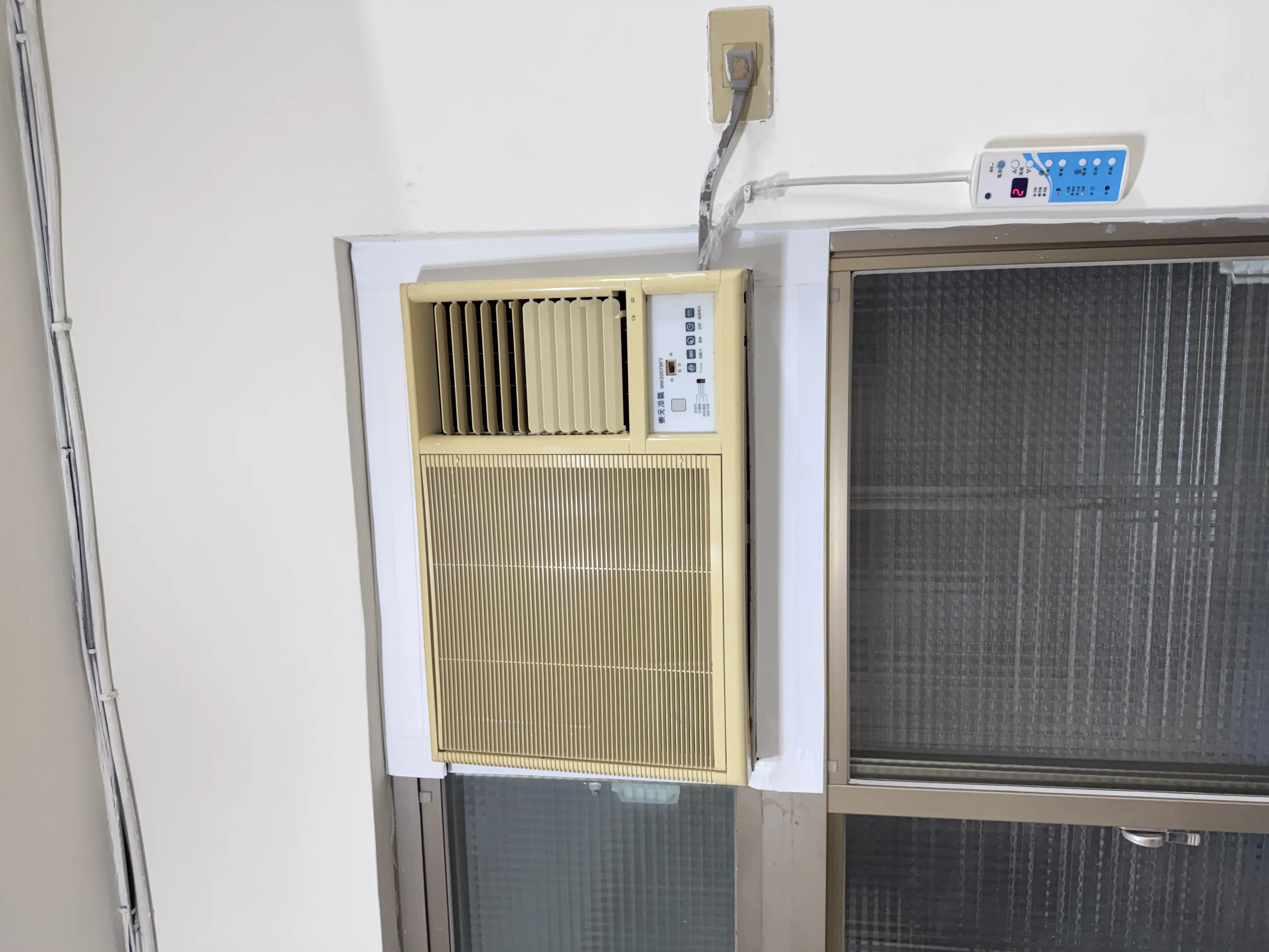 窗型冷氣基本安裝